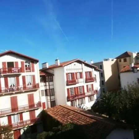 Labrouche Centre Ville 500 M De La Grande Plage Saint-Jean-de-Luz